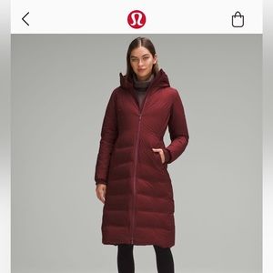 Lululemon long black puffer jacket in size 6